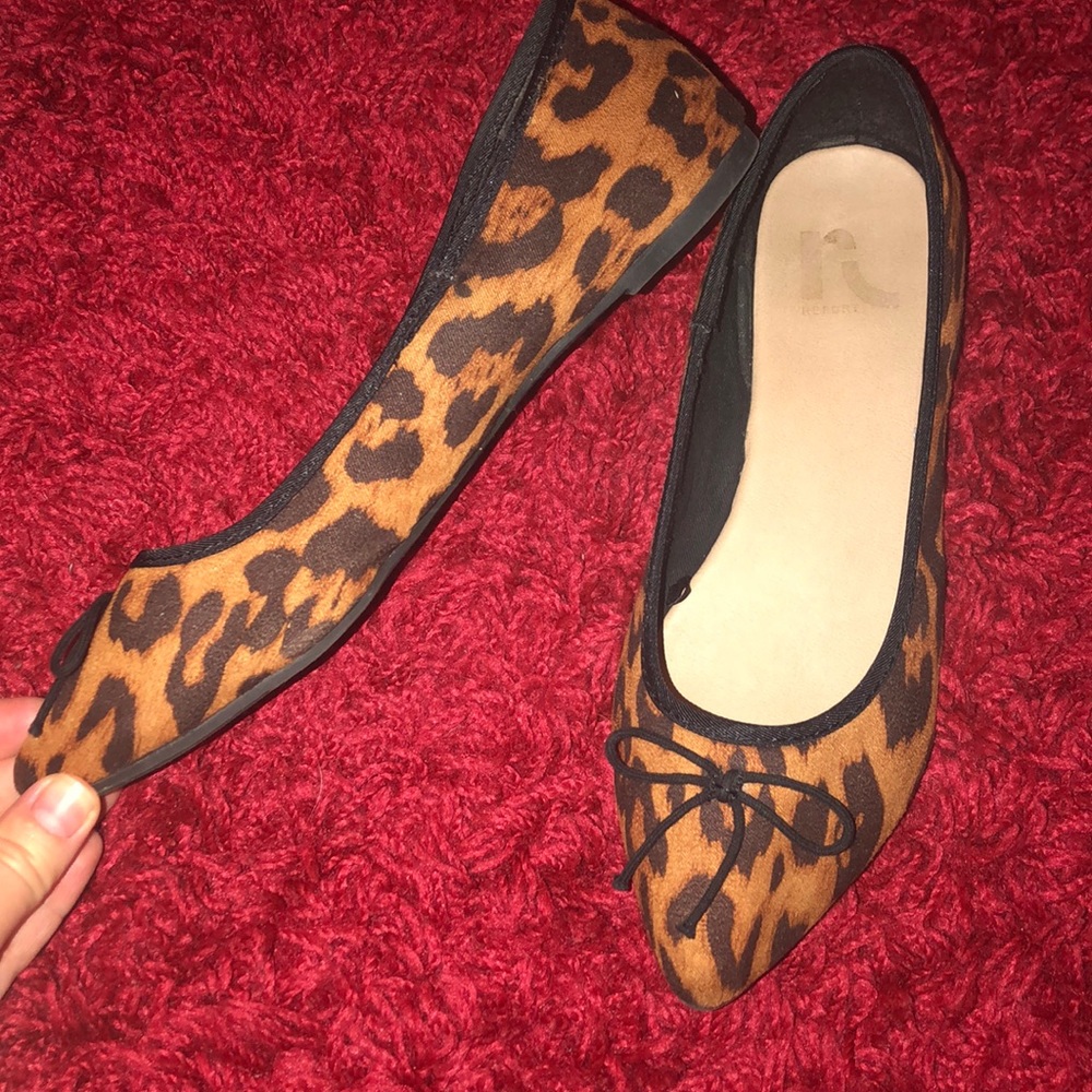 Excellent condition leopard flats - Picture 6 of 6